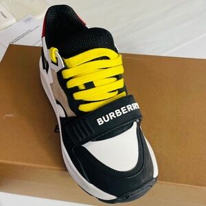Burberry Sneakers